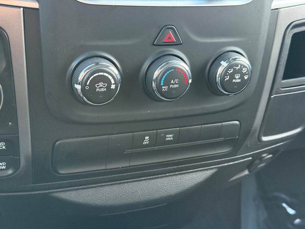 2024 RAM 1500 Classic SLT