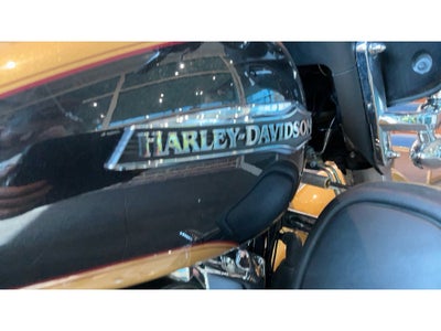 2017 Harley-Davidson FLHTCUTG TG