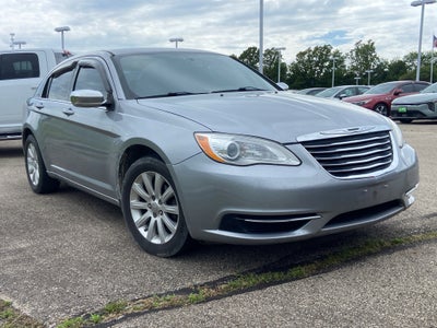 2013 Chrysler 200 Touring