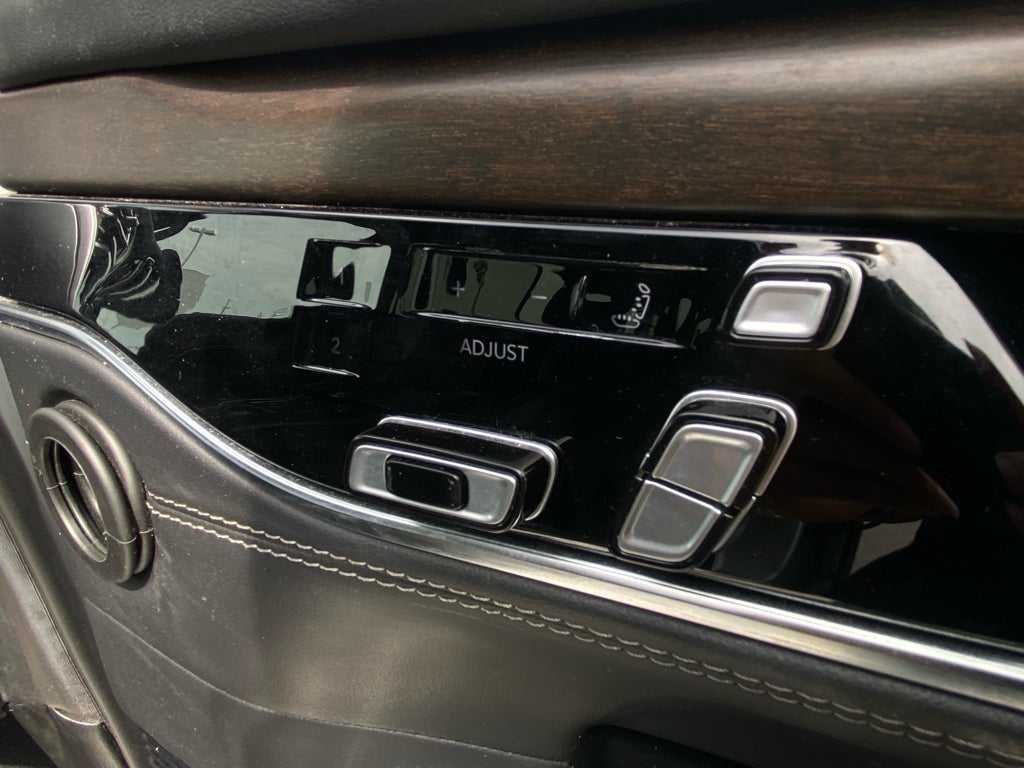 2023 Jeep Grand Wagoneer Series II