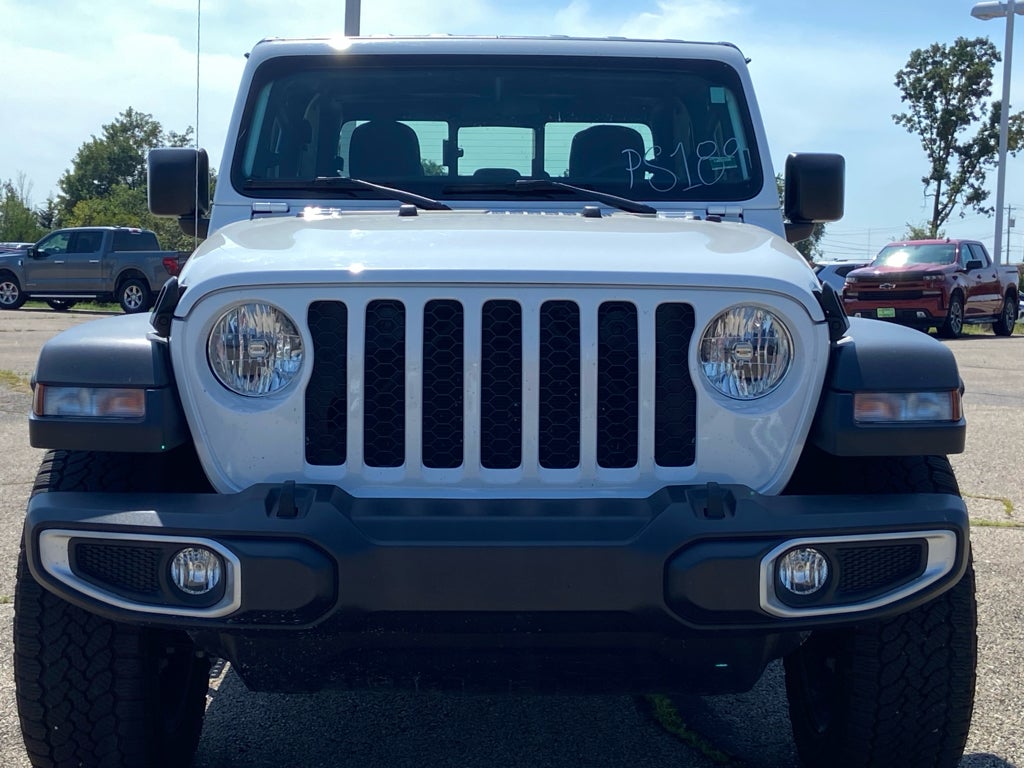2023 Jeep Gladiator Sport