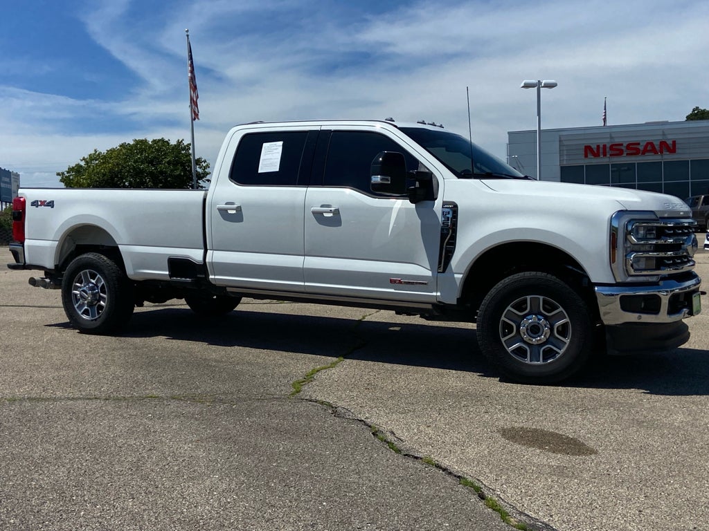 2024 Ford F-350 LARIAT