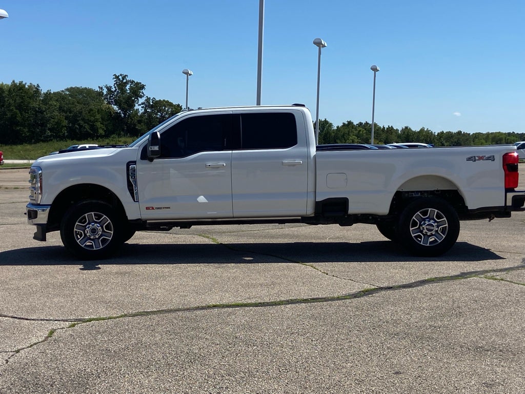 2024 Ford F-350 LARIAT
