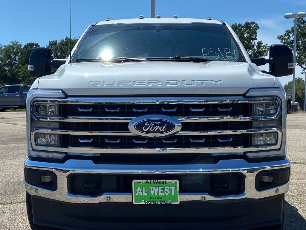 2024 Ford F-350 LARIAT
