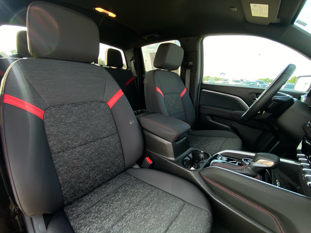 2025 Chevrolet Colorado 4WD Z71
