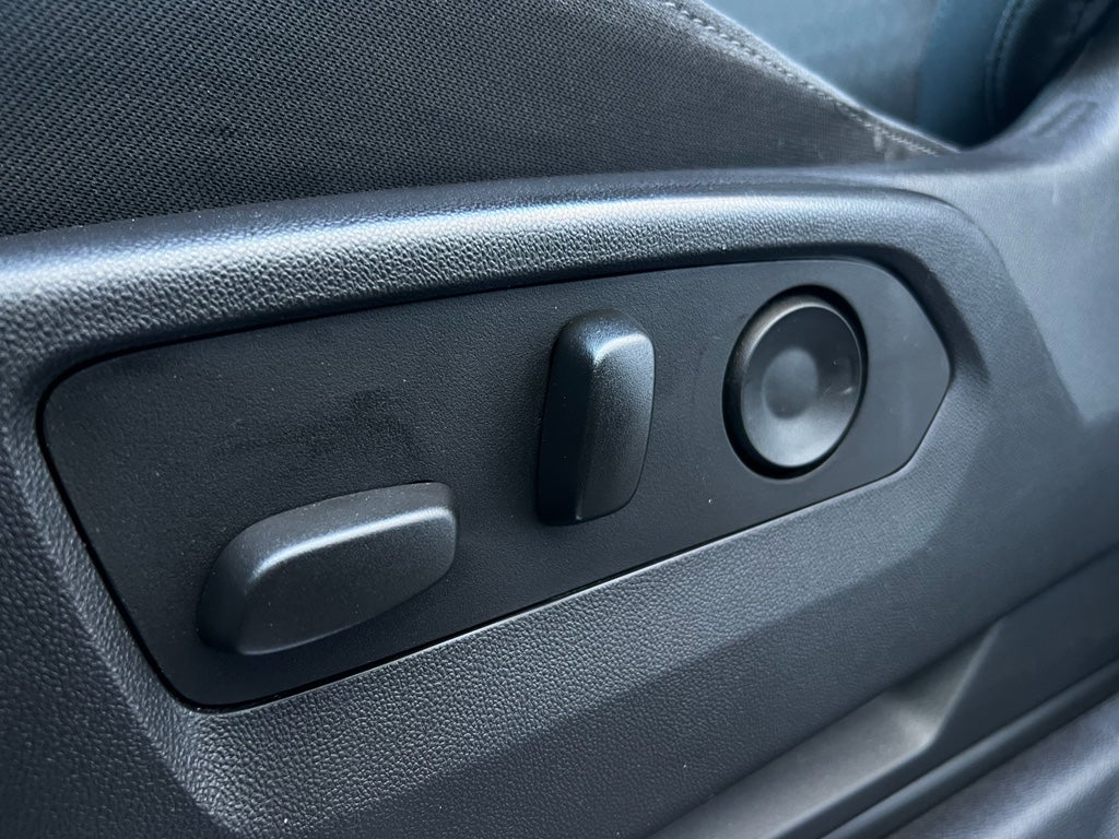 2025 Chevrolet Silverado LT