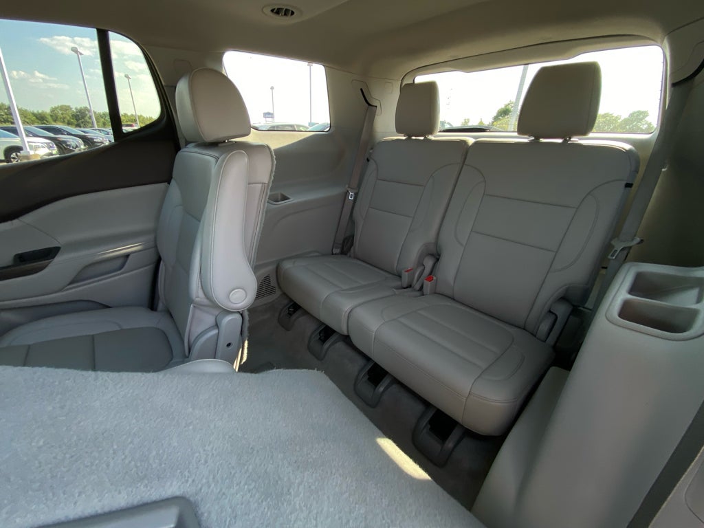 2021 GMC Acadia SLT