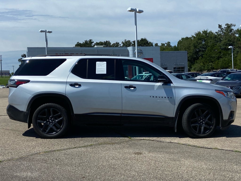 2021 Chevrolet Traverse Premier