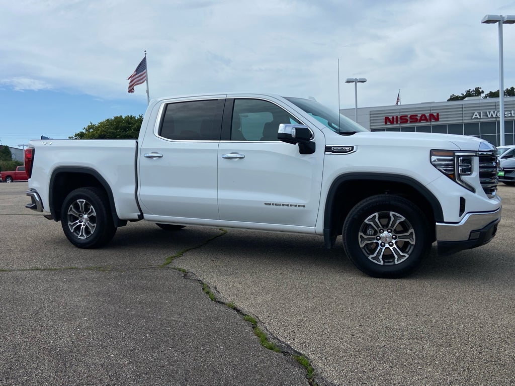 2025 GMC Sierra SLT