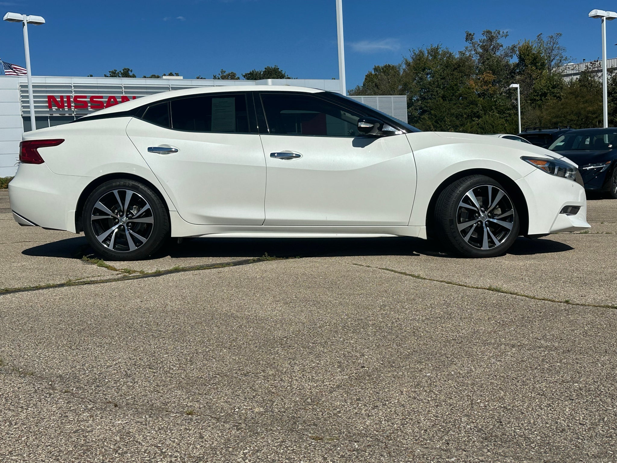 Used 2018 Nissan Maxima Platinum with VIN 1N4AA6AP1JC396901 for sale in Rolla, MO
