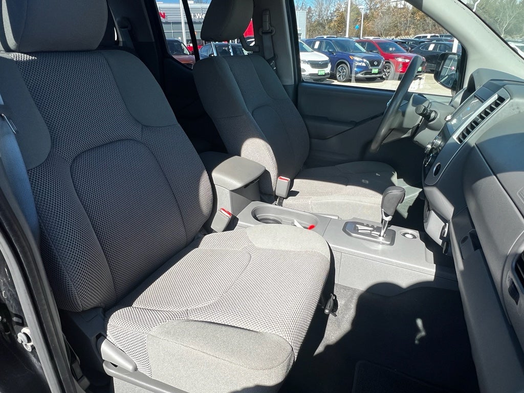 2021 Nissan Frontier SV