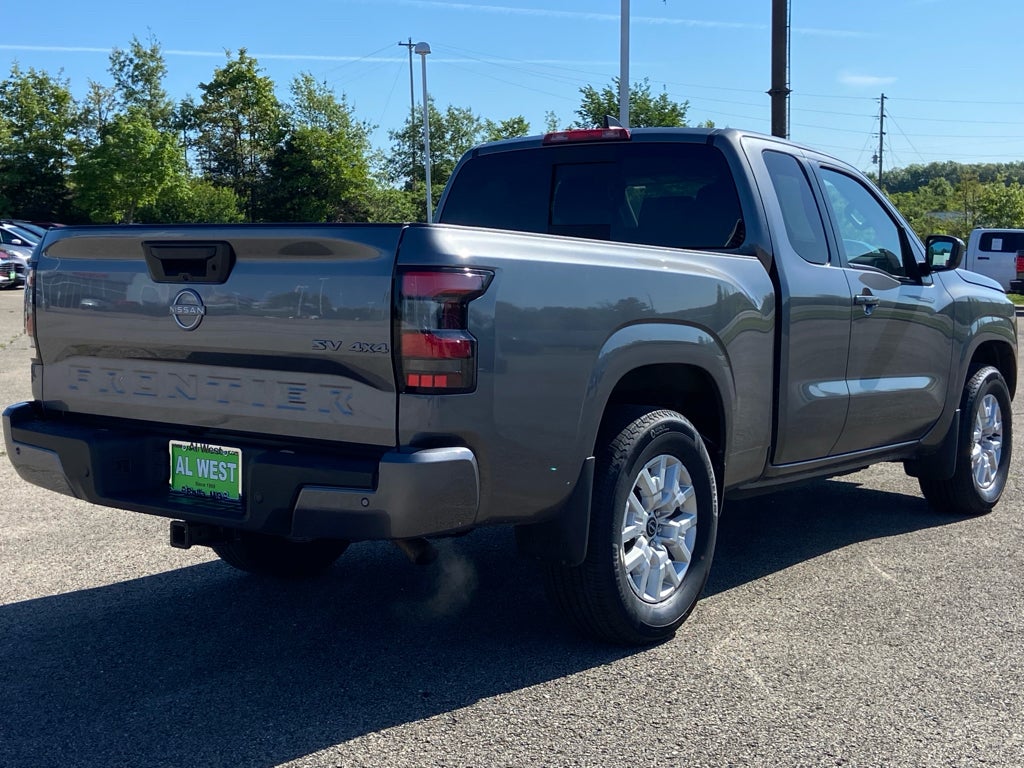 2024 Nissan Frontier SV