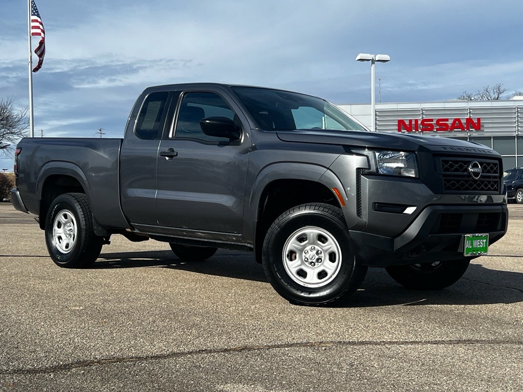 2022 Nissan Frontier S