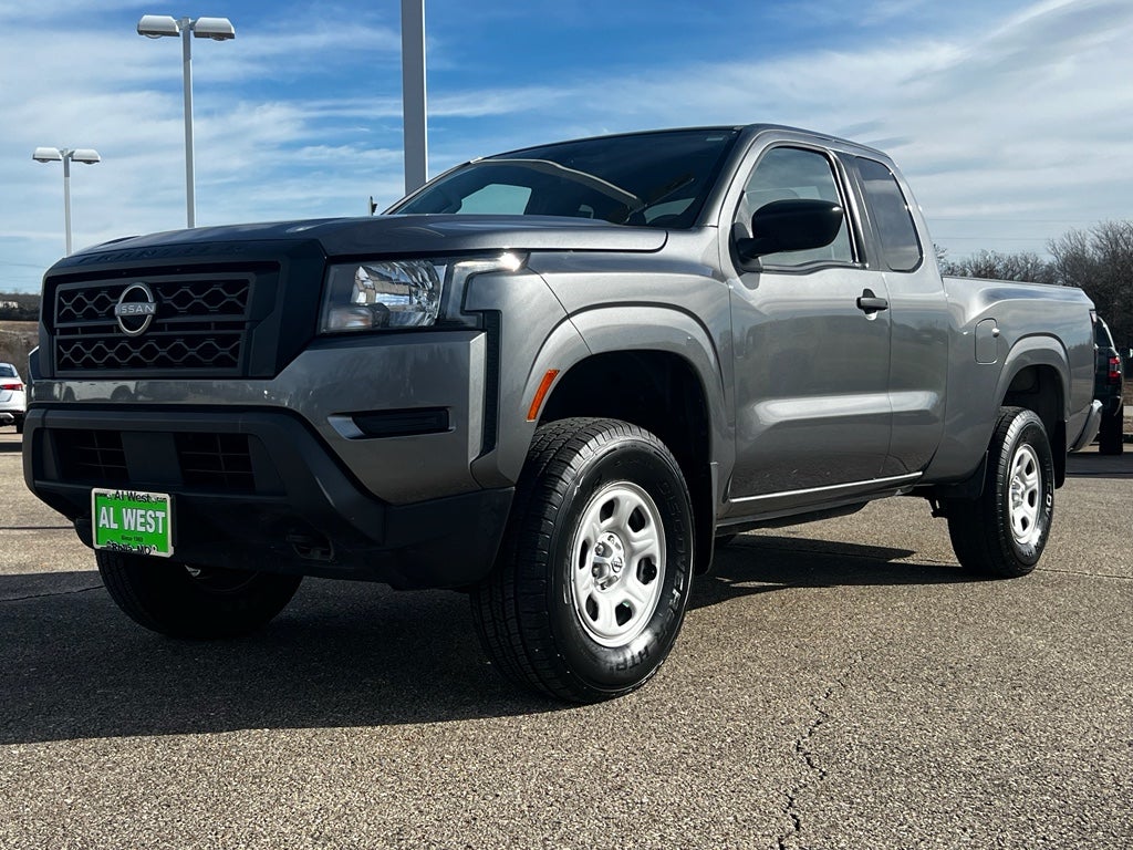 2022 Nissan Frontier S