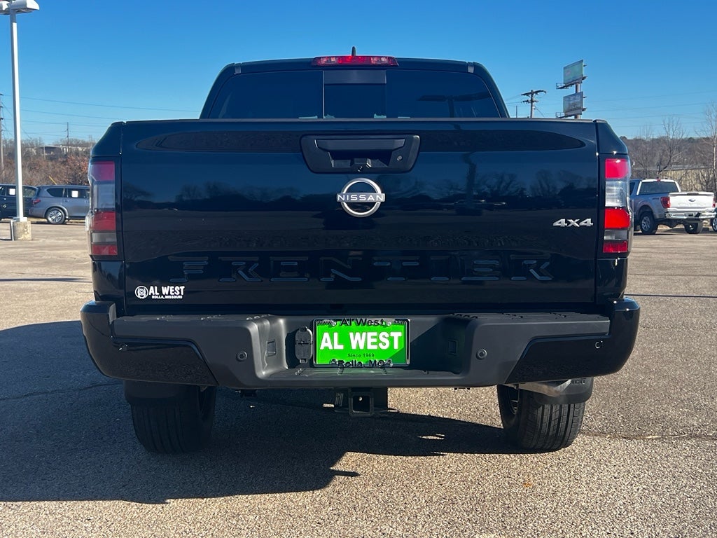 2026 Nissan Frontier Crew Cab SV