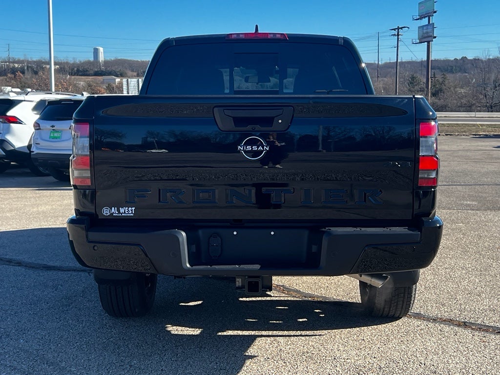 2026 Nissan Frontier Crew Cab SV