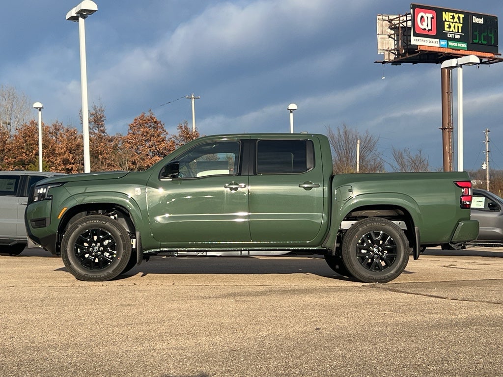 2026 Nissan Frontier Crew Cab SV