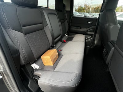 2026 Nissan Frontier Crew Cab SV