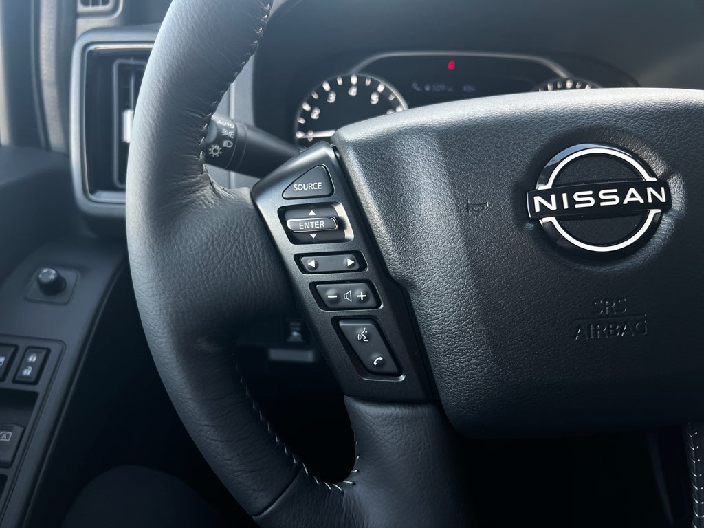 2026 Nissan Frontier Crew Cab SV