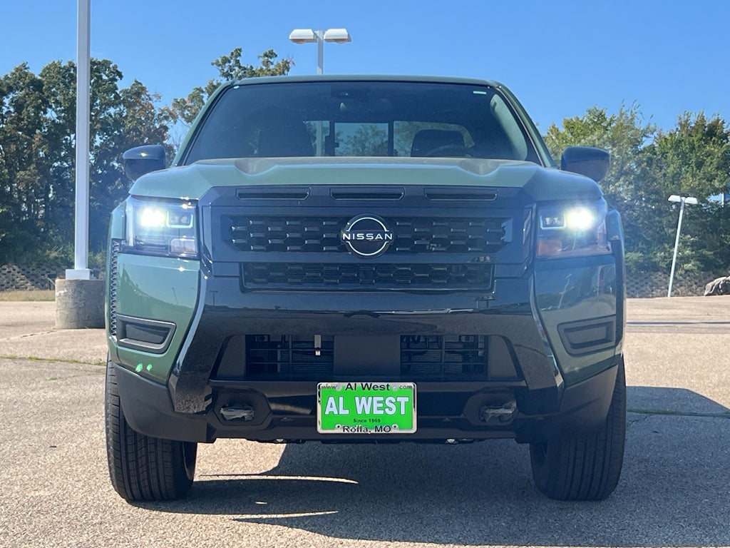 2026 Nissan Frontier Crew Cab SV