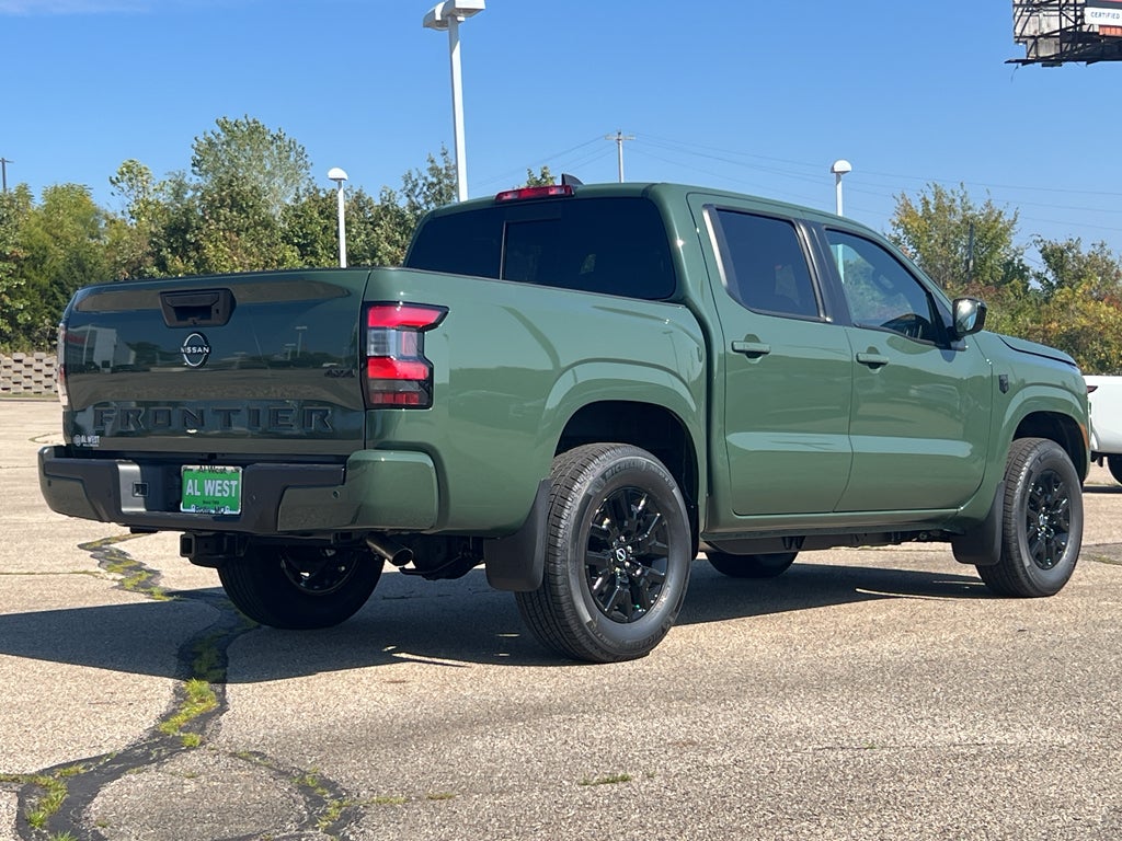 2026 Nissan Frontier Crew Cab SV