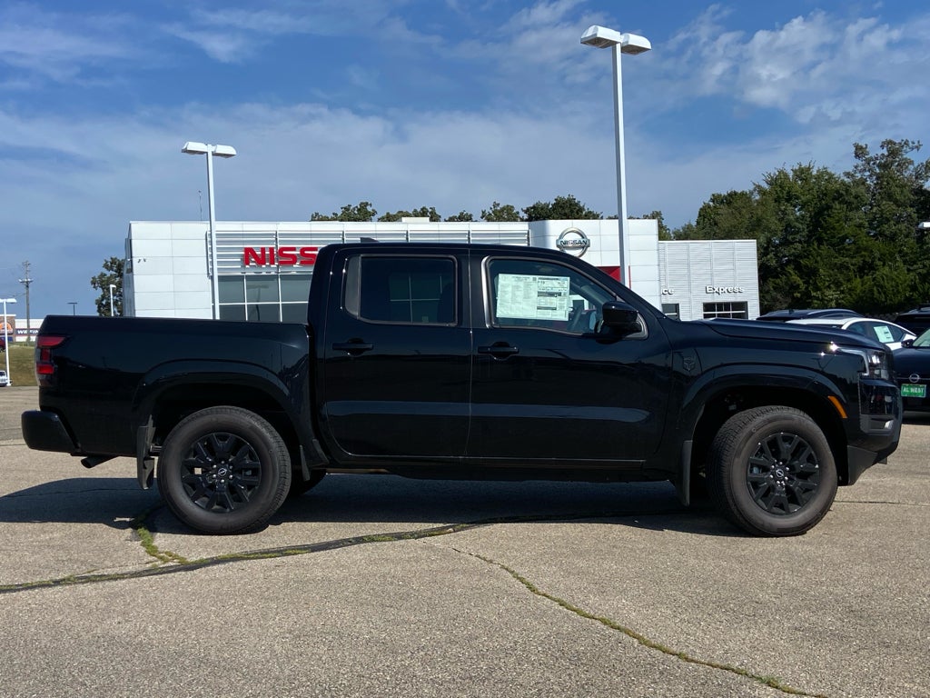 2026 Nissan Frontier Crew Cab SV