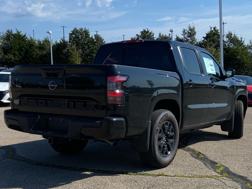 2026 Nissan Frontier Crew Cab SV