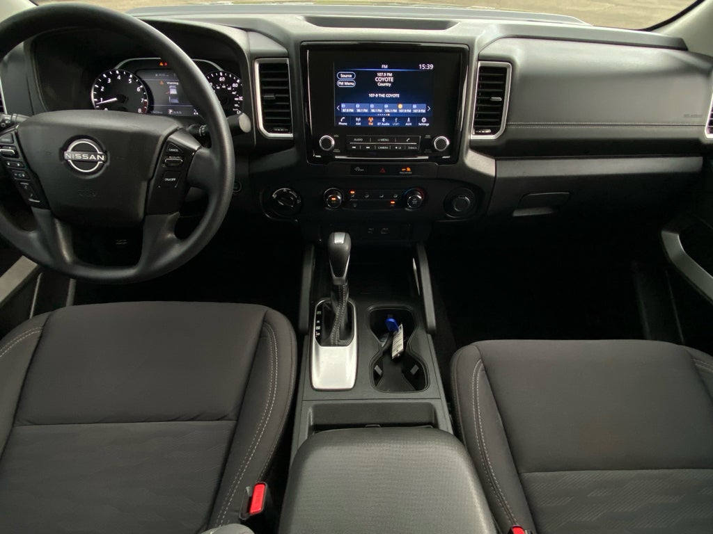 2023 Nissan Frontier SV