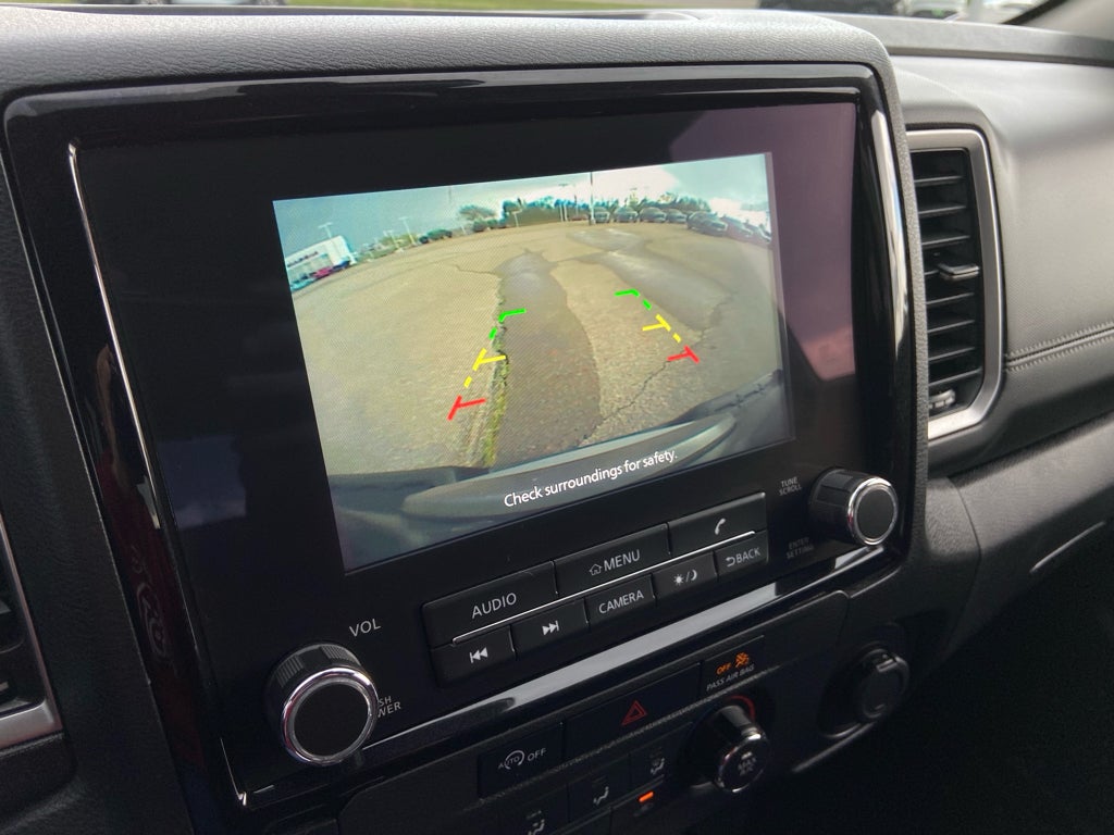 2023 Nissan Frontier SV