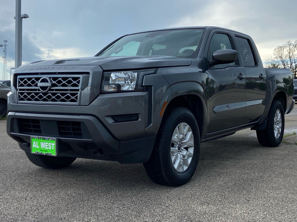 2023 Nissan Frontier SV