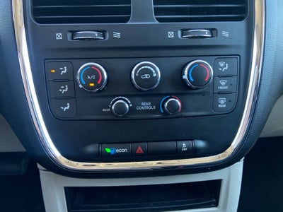 2017 Dodge Grand Caravan SE