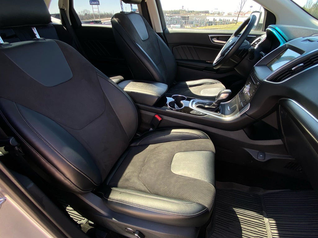 2017 Ford Edge Sport