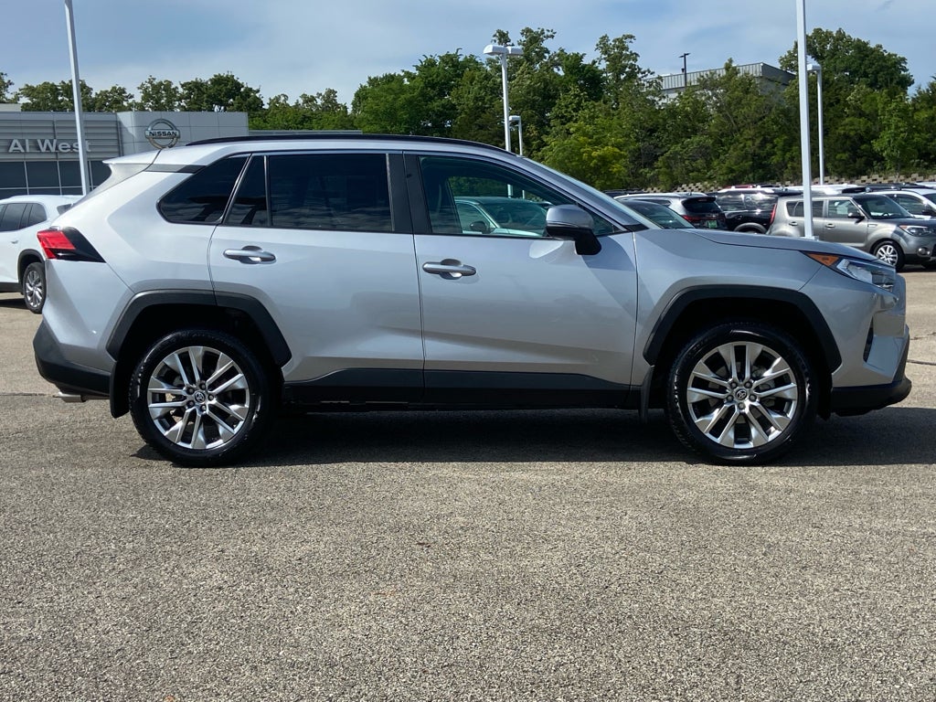 2021 Toyota RAV4 XLE Premium