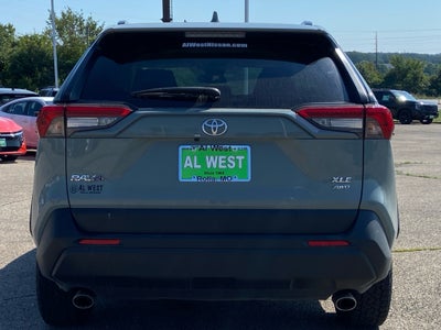 2022 Toyota RAV4 XLE