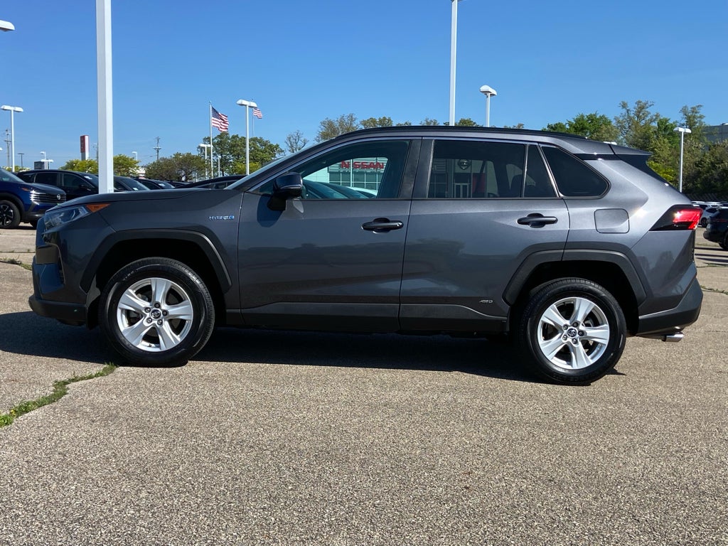 2020 Toyota RAV4 Hybrid XLE
