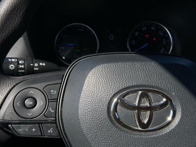 2020 Toyota RAV4 Hybrid XLE