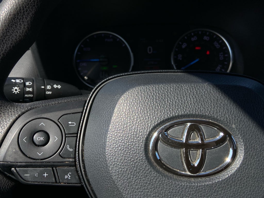 2020 Toyota RAV4 Hybrid XLE