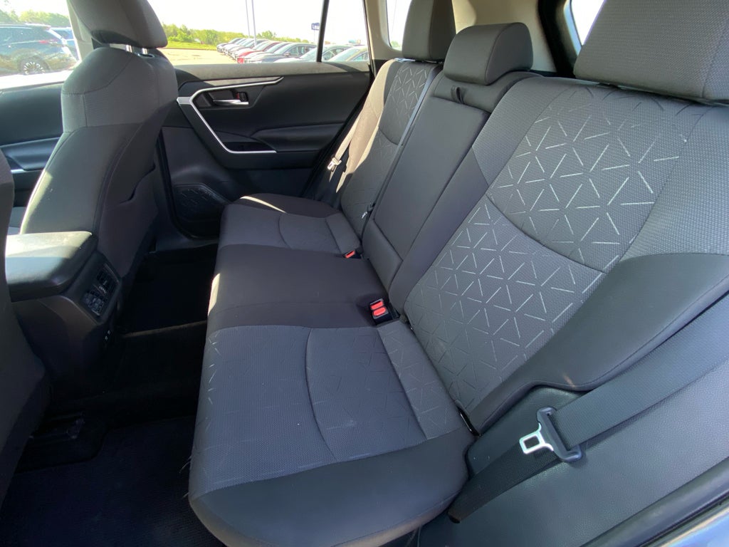 2020 Toyota RAV4 Hybrid XLE