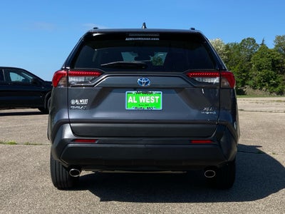 2020 Toyota RAV4 Hybrid XLE