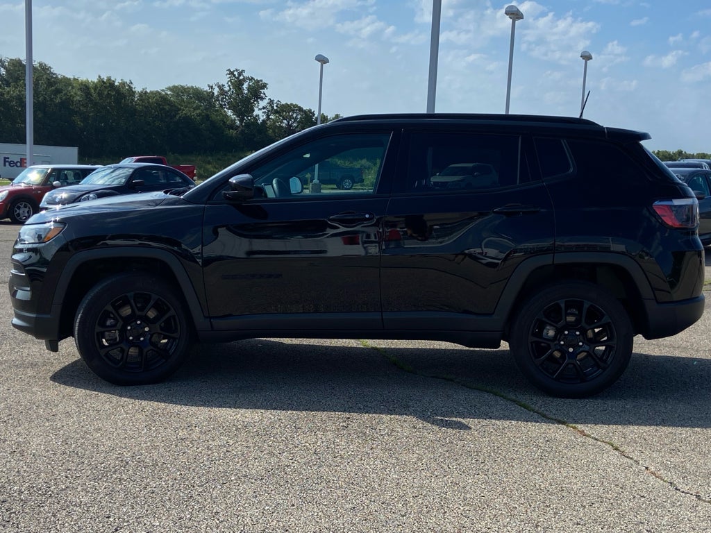 2023 Jeep Compass Altitude