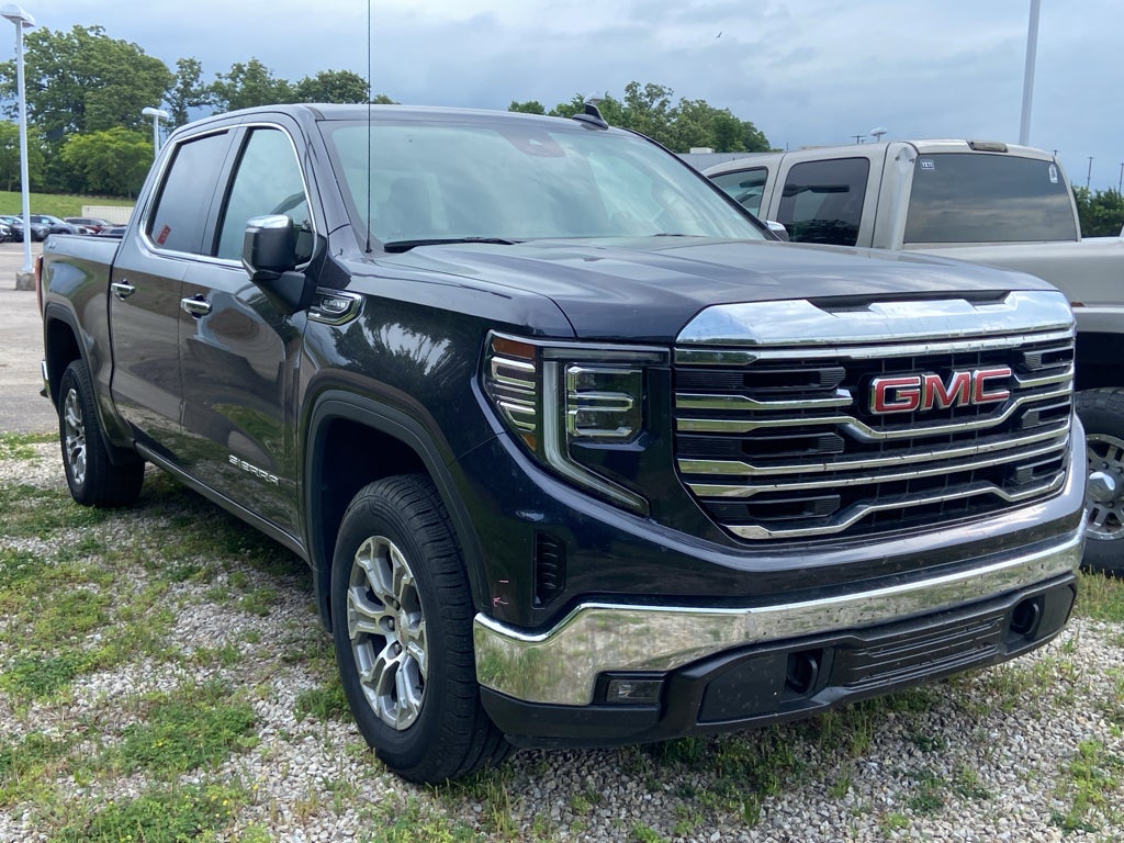 2025 GMC Sierra SLT