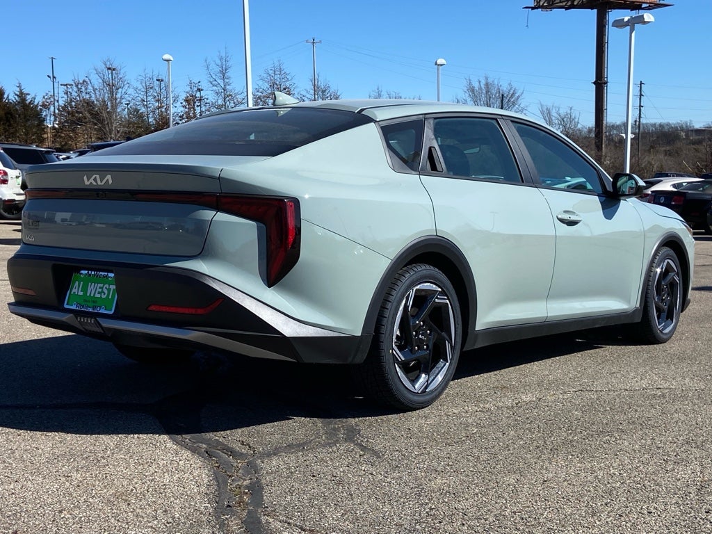 2025 Kia K4 EX
