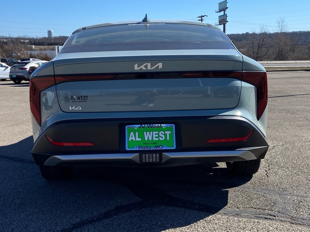 2025 Kia K4 EX
