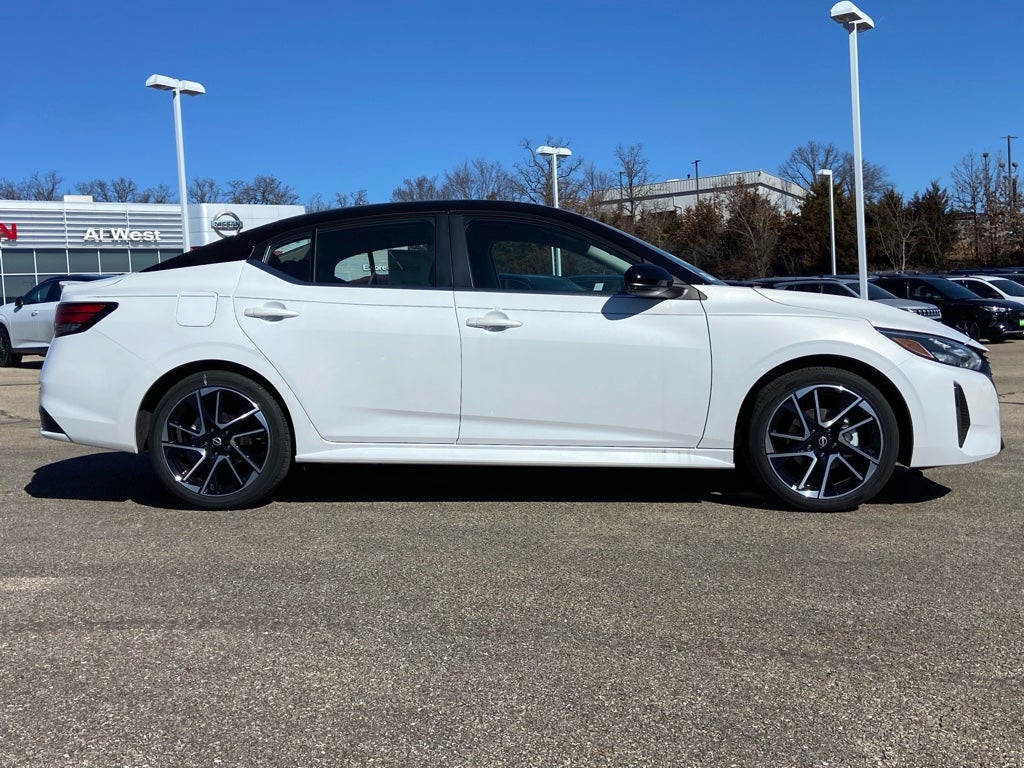 2025 Nissan Sentra SR