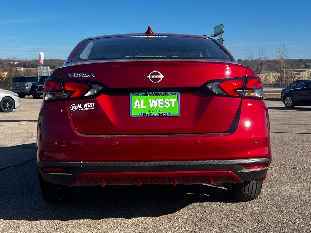 2025 Nissan Versa SV