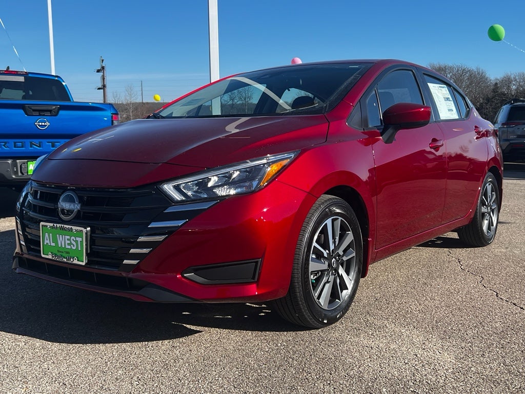2025 Nissan Versa SV