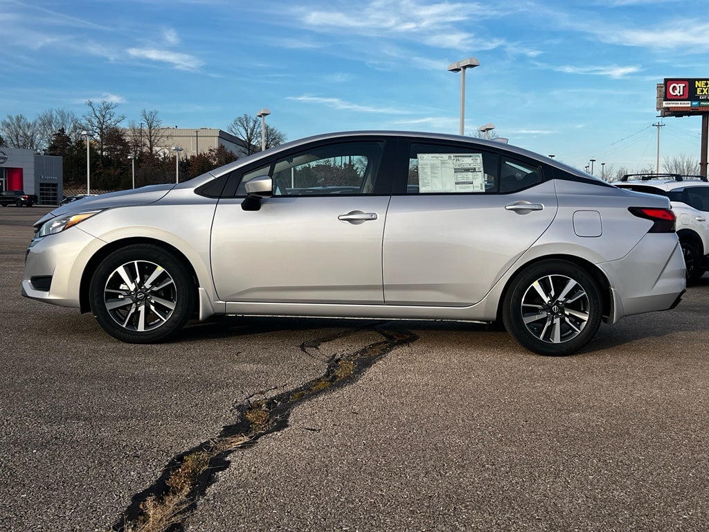 2025 Nissan Versa SV