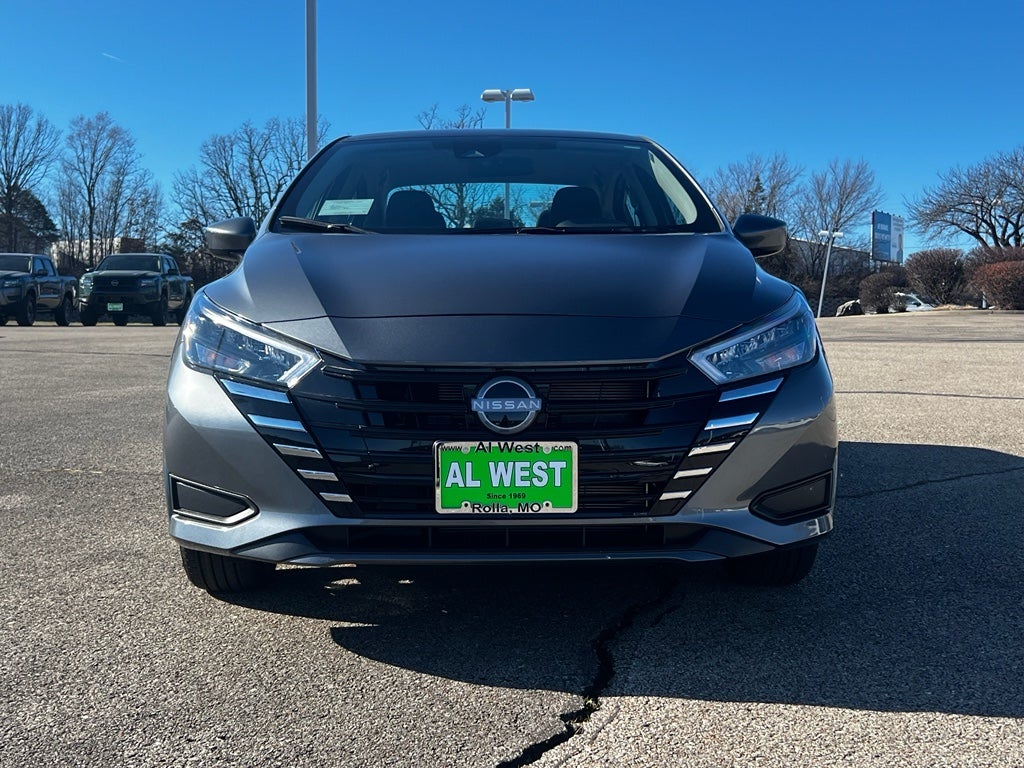 2025 Nissan Versa SV
