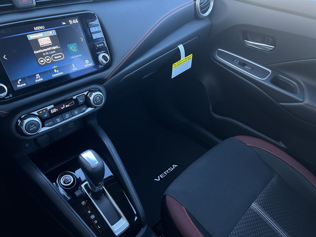 2025 Nissan Versa SR