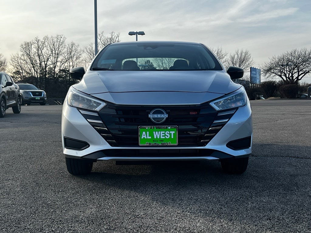 2025 Nissan Versa SR